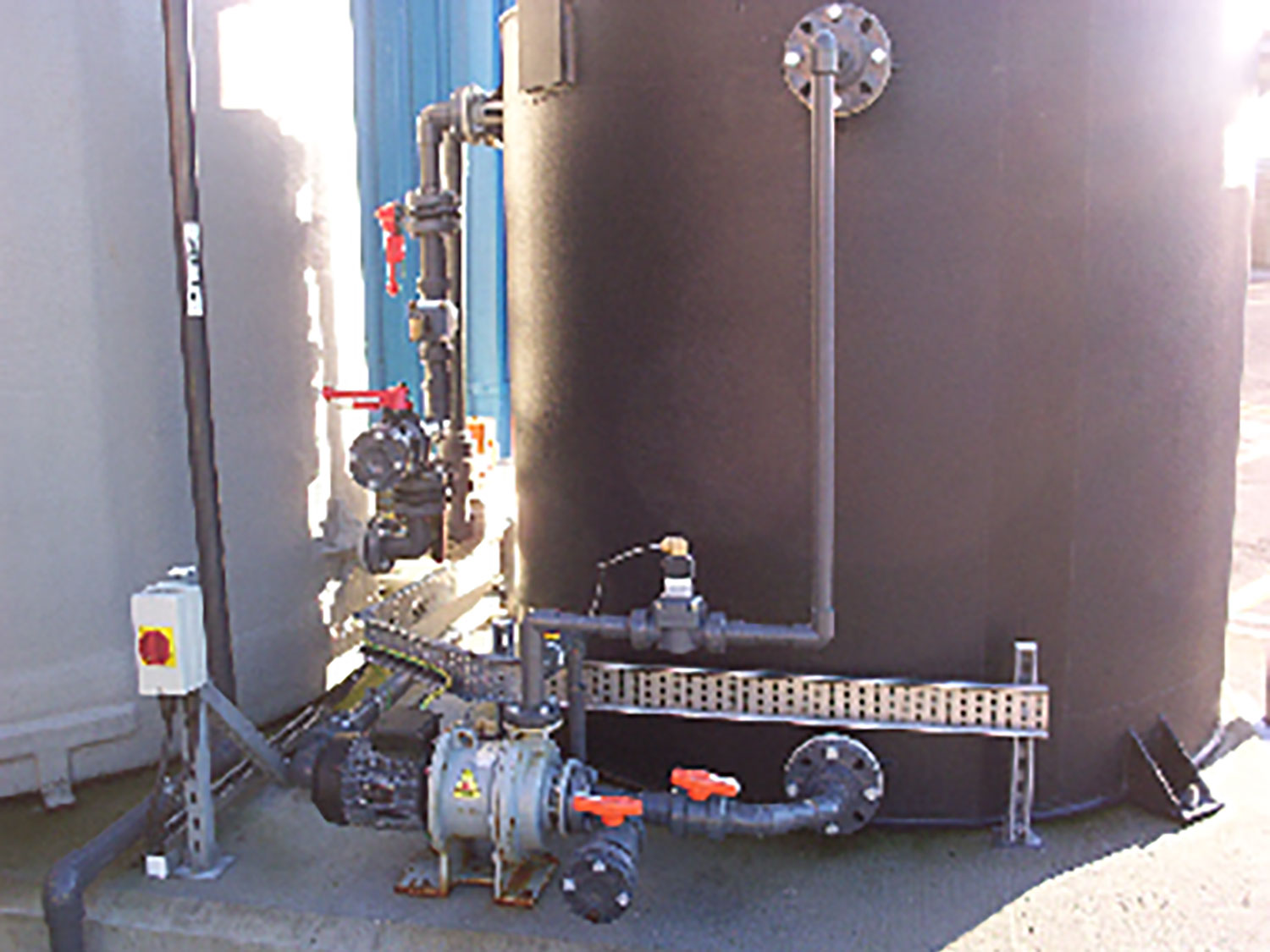 On site ion exchange resin regeneration